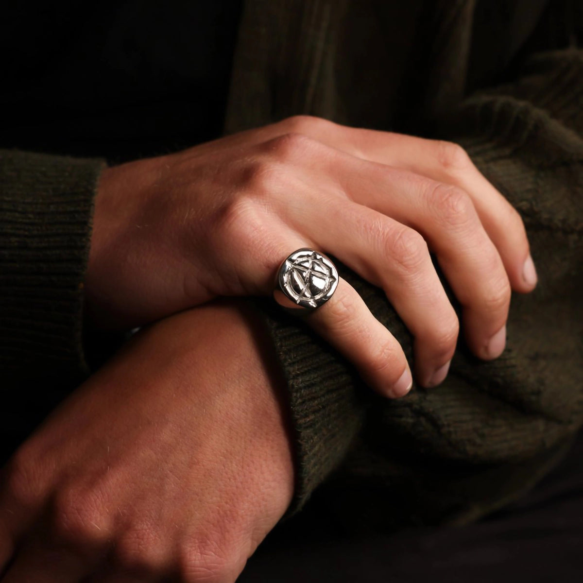 ANARCHY SIGNET RING - Hard Jewelry™
